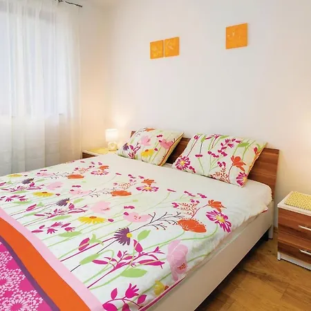 Apartment Amazing In Labin With Wifi Labin (Istria)